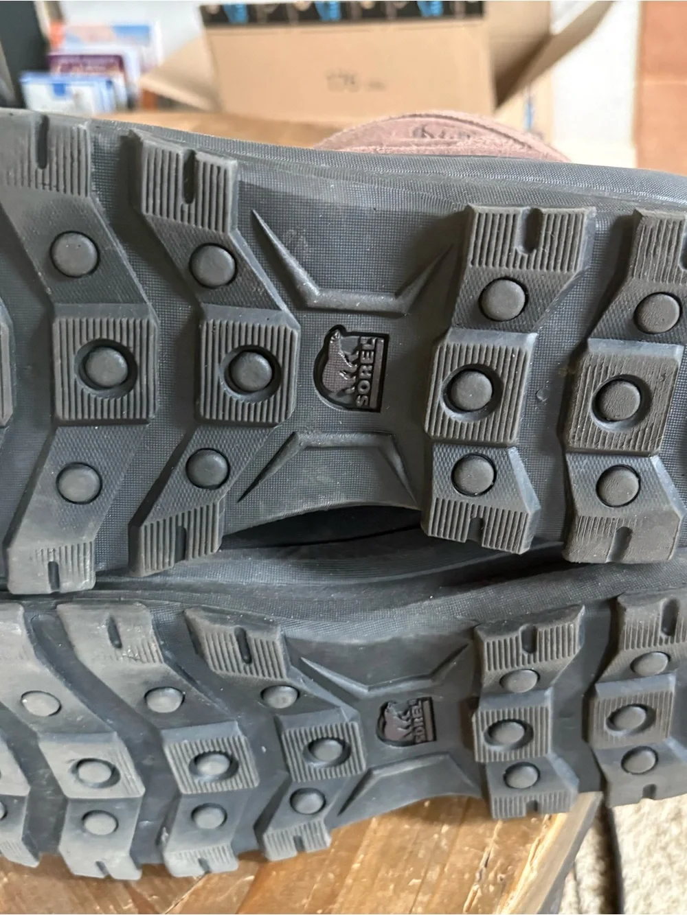 Sorel Men's Brown and Black Waterproof Snow Boots. Size 10